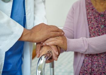 How to Find the Right Care Agency for Your Loved One