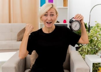 Tips for Managing Hot Flashes and Night Sweats During Perimenopause