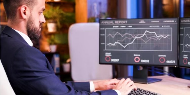 Technical Analysis for Bitcoin Trading: Patterns, Signals, and Charting Tools