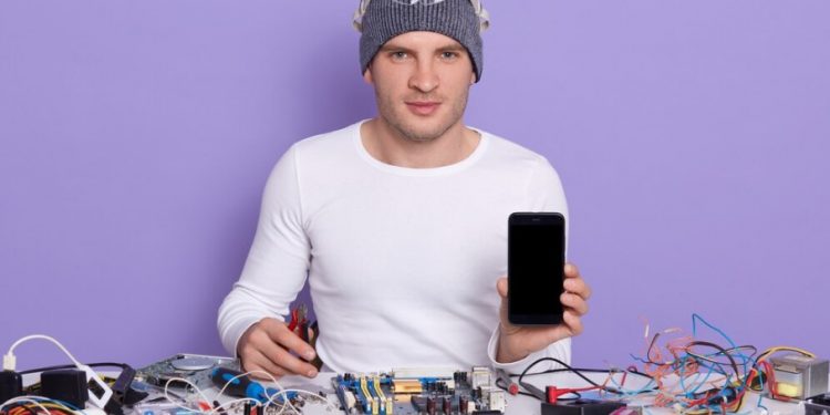 How To Fix iPhone 14 Pro Bluetooth Cutting Out