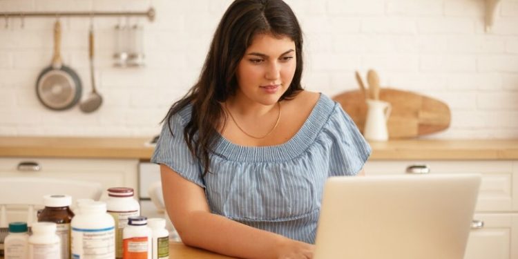 Unlocking the Power of Online Supplement Shopping: A Guide to Buying Supplements, Multivitamins for Kids in Singapore, and Multivitamin Capsules for Men