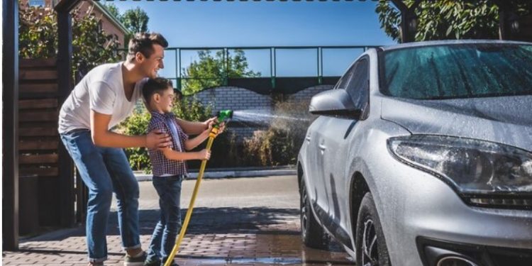 What is Pressure Wash Service and Why Should You Use It?