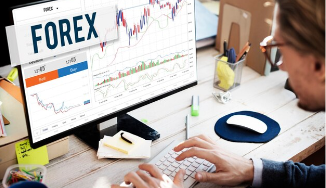 What are the Benefits of Investing in Digital art on PIXEL Crypto Compared to Traditional art Markets?