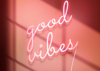 Glow Up Your Nail Salon with Custom LED Neon Signs from Radikal Neon: Elevate the Nail Experience