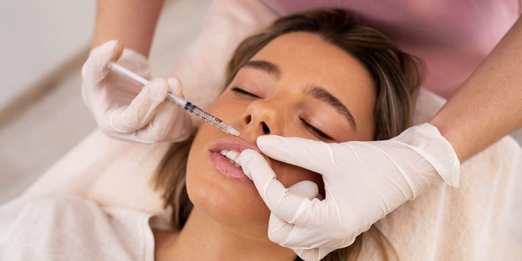 How Do Dermal Fillers in London Provide a Refreshed and Youthful Glow?