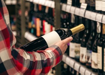 6 Effective Strategies in Addiction Counseling for an Alcoholic