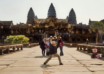 Visit Angkor Wat with Local Travel