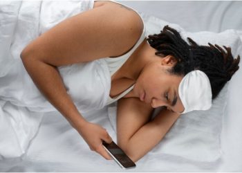 Unlocking Peaceful Sleep: The Science Behind the Nitetronic Z6 Smart Anti-Snore Pillow