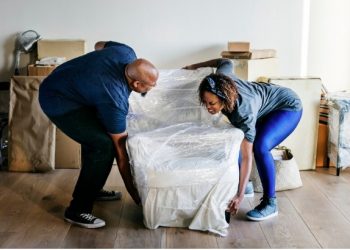 What Movers Near Me Wish Homeowners Knew Before Packing Day