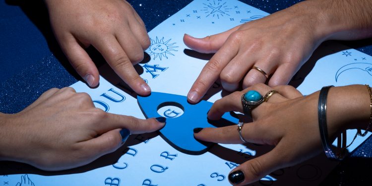 Astrological and Numerical Predictions – How Do They Work and Predict?