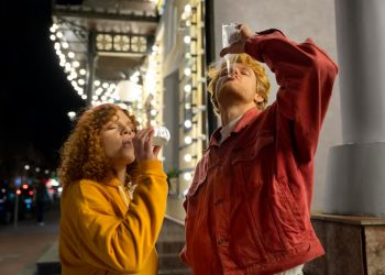 Exploring the Vibrant Nightlife of Baku, Azerbaijan