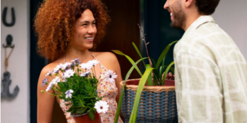  Tips for Sending Flowers That Make a Lasting Impression